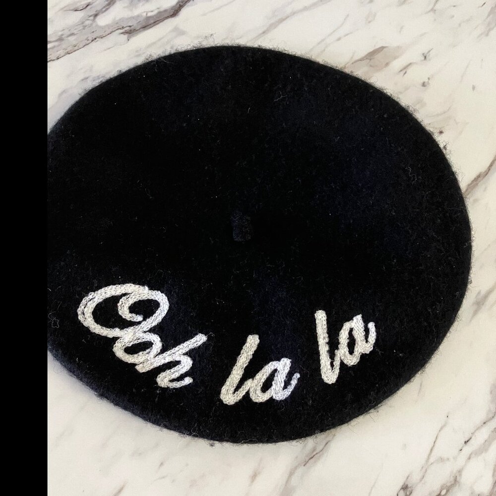 Ooh La La Beret Black & White